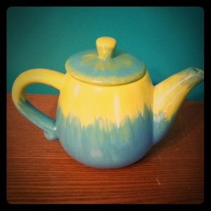 Mini teapot had painted